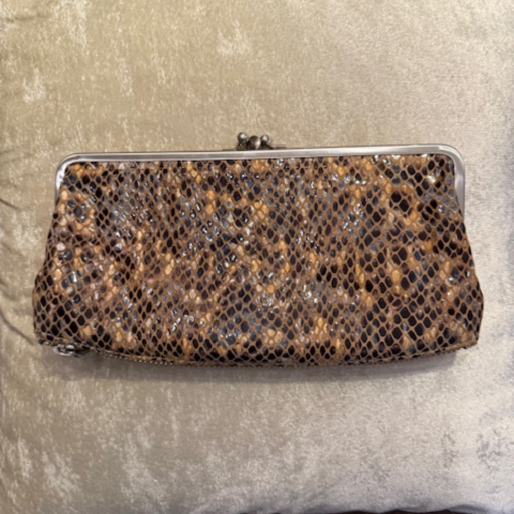 HOBO - Lauren Clutch - Beautiful Like New Snake